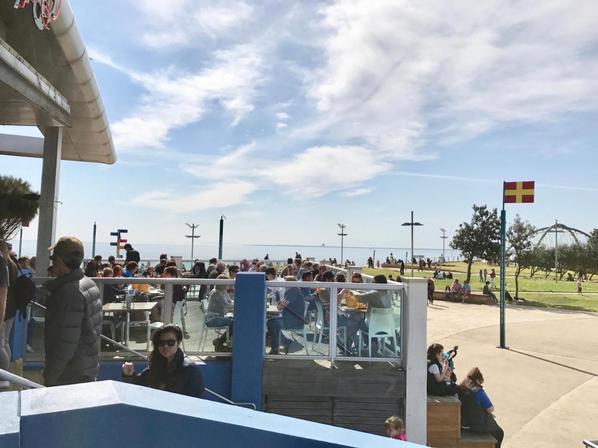 By The Beach Frankston Buitenkant foto